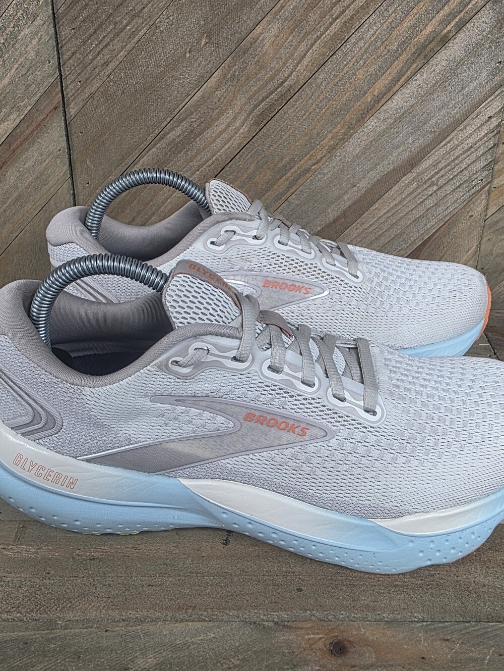 Brooks Glycerin GTS 21 Womens Athletic Running Shoes Size 9.5 Coconut Aqua.